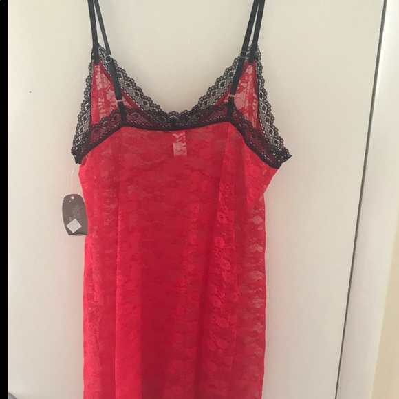 Lingerie slip - Picture 2 of 3